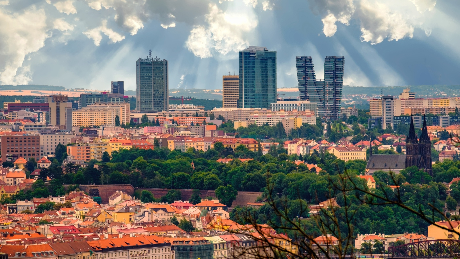 Number of building permits issued in Prague breaks record in 2021 ...